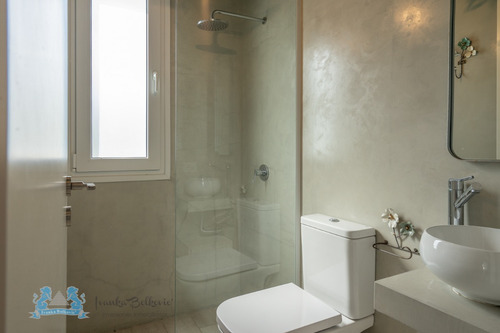 Venta Frente Al Mar Casa Villa Robles - 560 Metros -