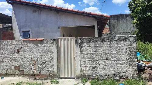 Vila Com 5 Casas Sendo 4 Kitnetes E 1 Casa Com 2 Quartos