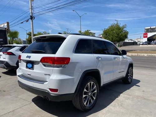 Jeep Grand Cherokee 5.7 Limited Lujo 4x4 At