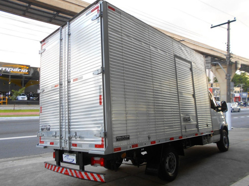 Imagem 5 de 9 de Iveco Daily 3.0 Hpi 35s14 Chassi Hd