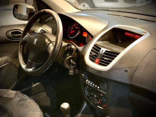 Peugeot 207 Compact Xs 1.9d 2010 128.000km Gris