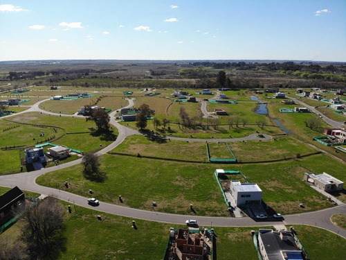 Imagen 2 de 3 de Lote A La Venta En Santa Elena... Pilar Del Este.