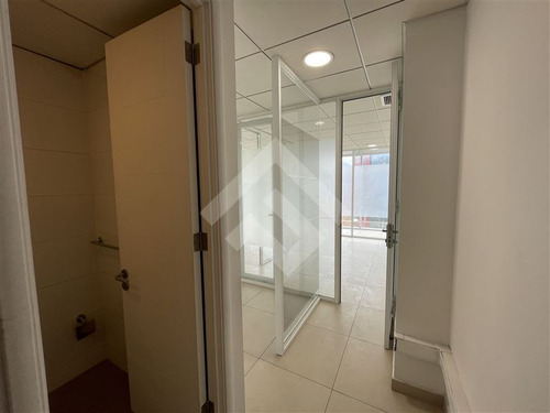 Oficina En Arriendo Metro Manquehue