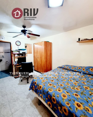 Venta - Quinta En Los Corales, Caraballeda. Edo. La Guaira.
