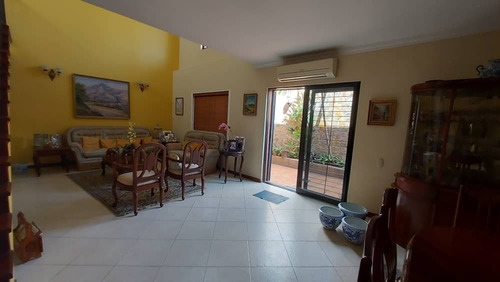 Imagen 9 de 9 de En Venta Tonwhouse En Valles De Camoruco Residencias Villas De Corozal Yasmin Roa Cod 172944
