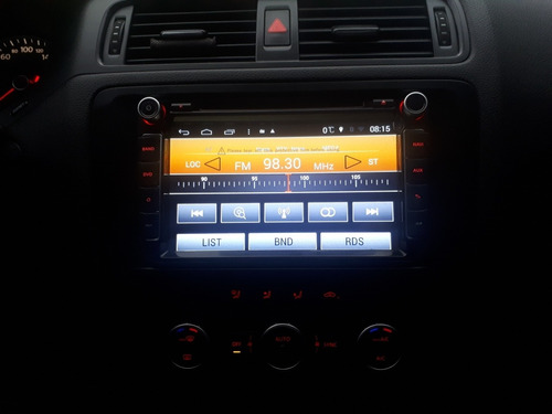 Imagen 13 de 14 de Volkswagen Vento 2013 2.0 Luxury I 140cv