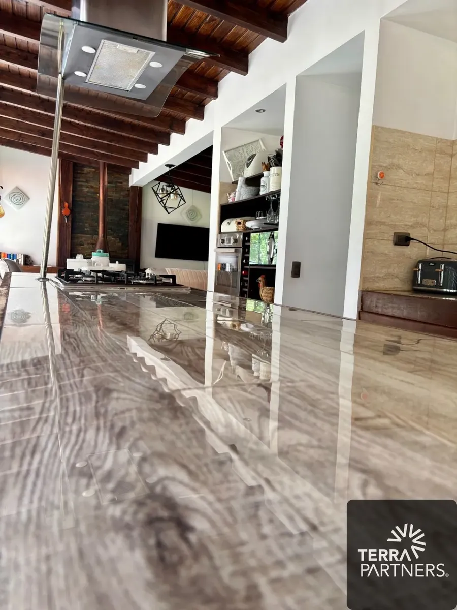 Imagen 3 de 18 de 15.000m2 Con 2 Casas En Pucòn , Cancha De Fútbol Y Piscina
