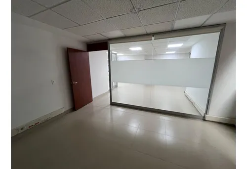 175m2 Local Arriendo En Envigado
