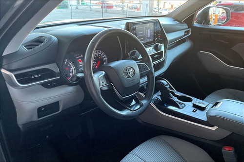 Toyota Highlander 2021