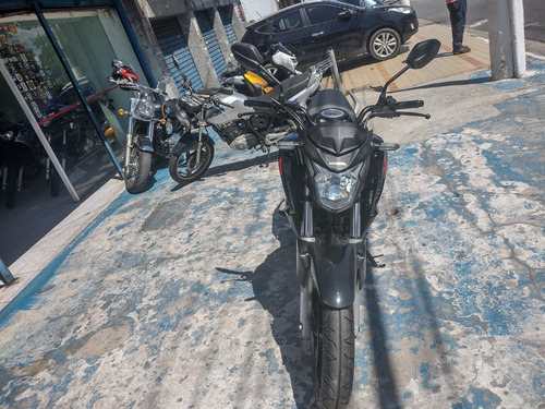 Imagem 3 de 8 de Honda Cb Twister 250 F 2017 Nova Baixo Km Troca Financia