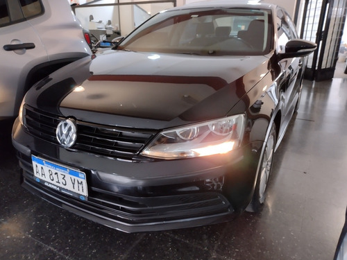 Volkswagen Vento 2.0 Advance Summer Package 2017 Guerra Auto