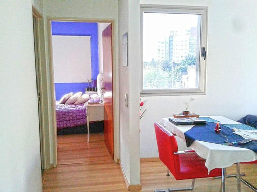 Imagen 6 de 9 de Moderno Departamento 2amb Al Frente Con Balcon