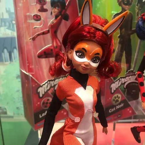 Muñeca de rena online rouge miraculous ladybug