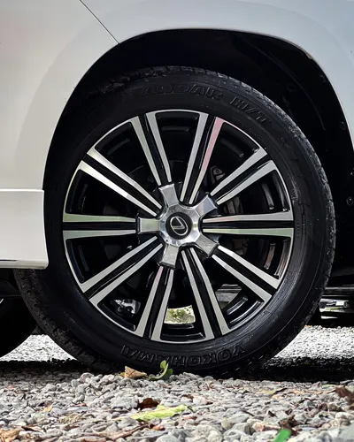 Lexus LX 570 B2+