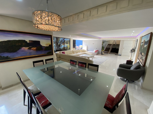 Se Vende Ph 740m2 3h+s/3.5b+s/6p Lomas De La Alameda