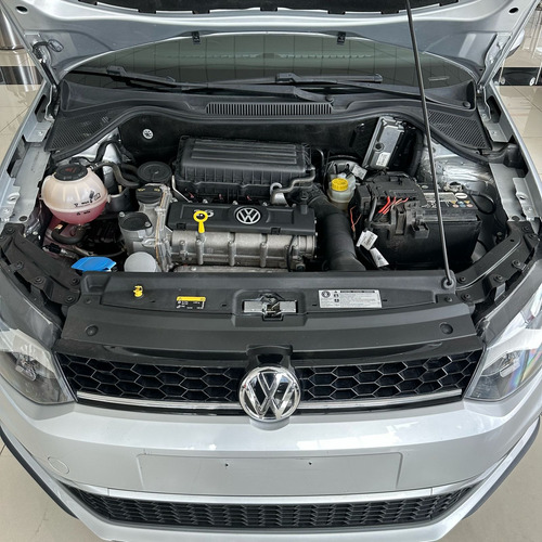 Volkswagen Vento 1.6 Confortline plus AT