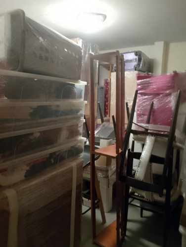 Alquilo Depósito De 11m2 En San Isidro!
