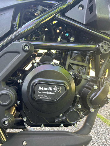 Benelli Leoncino 250 Excelente Nueva