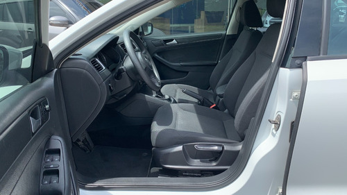 Volkswagen New Jetta Trendline