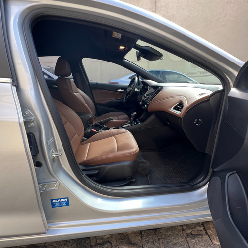 Chevrolet Cruze 1.4 Premier Sedan