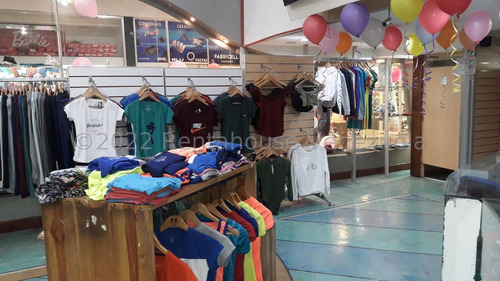 Imagen 6 de 14 de Mayra Ysabel Cedeño Vende Local Comercial En Av Bolivar, Maracay Cod 22-21714