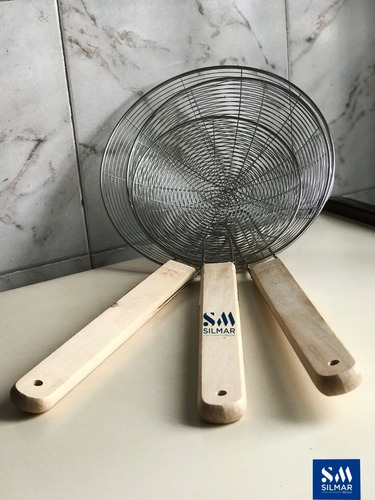 Imagen 5 de 9 de Colador Freidor Acero Araña 27cm Mango Madera