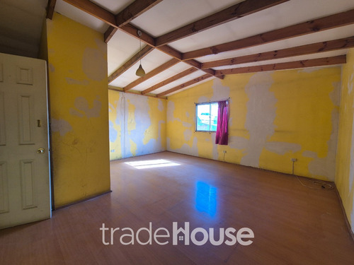 Casa En Venta A Pasos De Metro Lo Cruzat, Quilicura