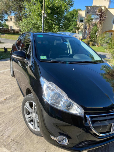 Peugeot 208 1.6 Feline 2013