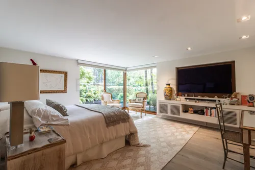 Apartamento En Arriendo/venta En El Nogal. Cod V6766