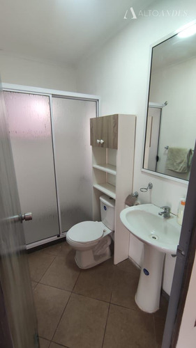 Casa En Venta De 3 Dorm. En Talca