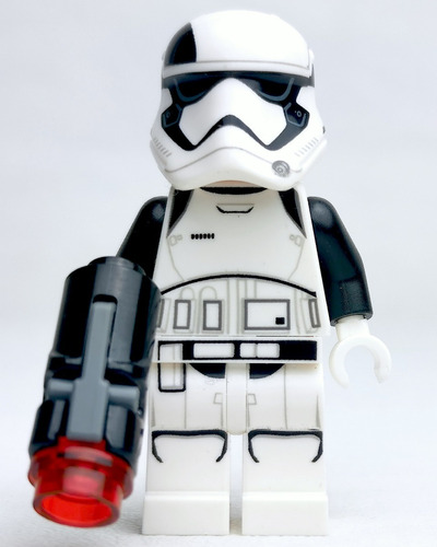 Lego Star Wars First Order Stormtrooper Executioner 75197