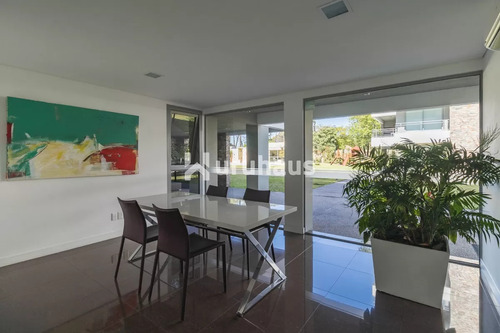 Alquiler Apartamento Dos Dormitorios Punta Del Este Edificio Rincon Del Bosque