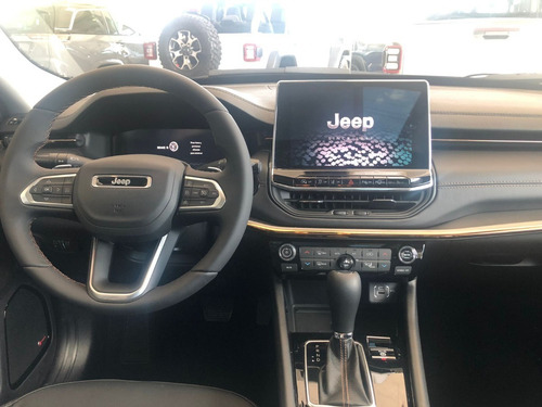 Imagen 3 de 21 de Jeep Compass Limited Plus 4x2 1.3 At6 0km Entrega Inmediata