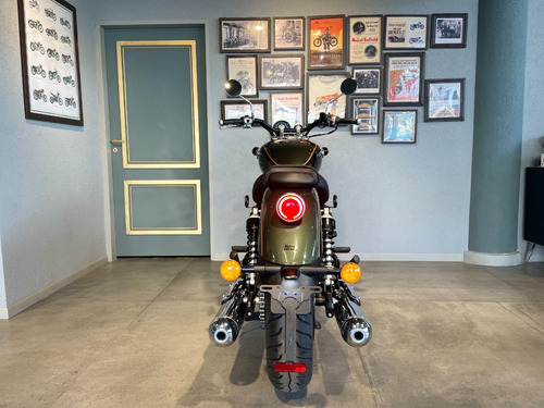 Royal Enfield Super Meteor 650 - Interstellar Grey - 0km