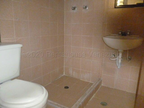 Imagen 26 de 30 de Casas En Venta Urbanizacion Colinas De Rosaleda Barquisimeto Cod Flex De Referencia # 22-18217 Mr / 0 4 1 2 1 5 1 8 8 9 3