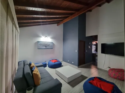 Vendo Apartamento En Laureles, La Almeria