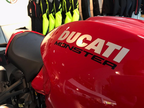 Ducati Monster 821-2020-0km. San Isidro