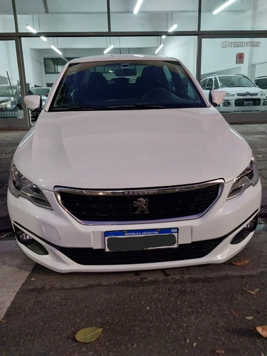 Imagen 2 de 11 de Peugeot 301 2018 1.6 Hdi Allure