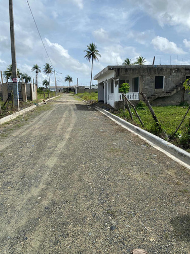 Solares En Residencial Habitados