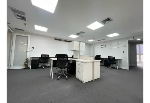 Oficina Las Mercedes 175 M2