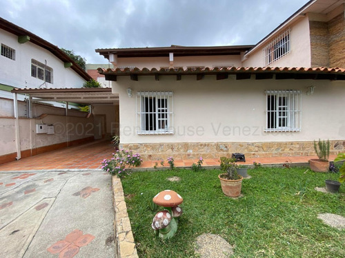 Imagen 7 de 23 de Casa En Venta En Santa Sofia Calle Cerrada Mls# 21-17668