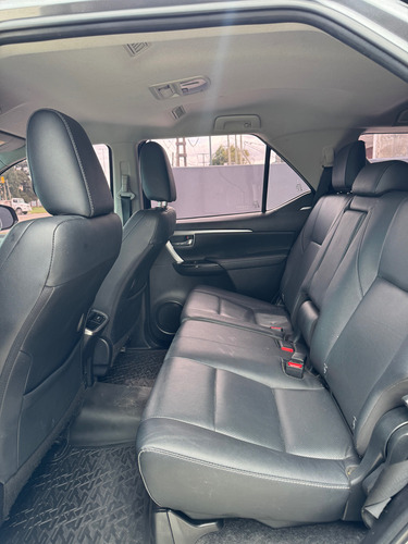 Toyota Hilux SW4 2.8 Srx 177cv 4x4 7as At