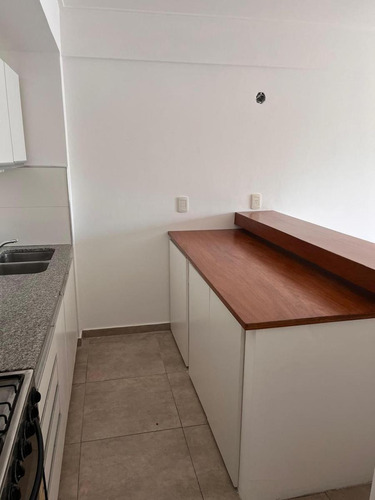 Departamento En Venta - 1 Dormitorio 2 Baños - Cochera - 73mts2 - La Plata