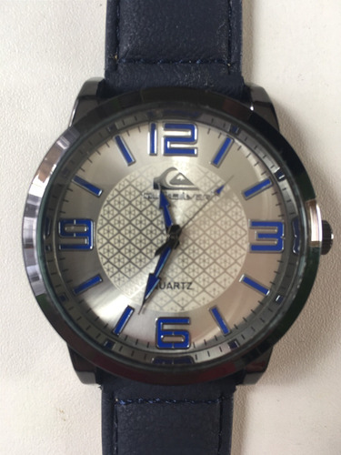 Reloj Negro Y Plateado Con Pulsera Azul