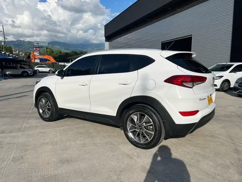 Hyundai Tucson 2.0 Advance 4X2