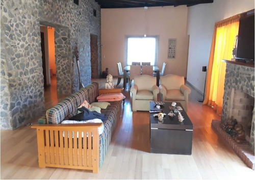 Imagen 4 de 14 de Casa En Venta En Canning