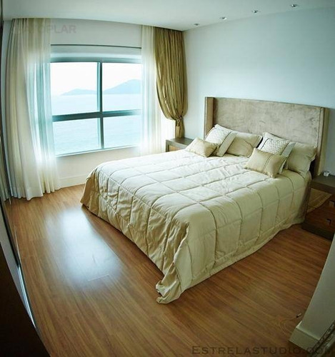 Imagem 5 de 30 de Cobertura À Venda, 241 M² Por R$ 6.896.935,00 - Centro - Balneário Camboriú/sc - Co0056