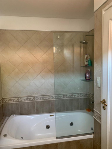 Casa A La Venta En Club De Campo Guaymallen