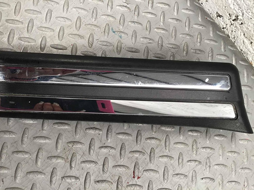 Estribo Tra Izq Bmw 320 I Aut V6 2.2 98/2007 (Usado)