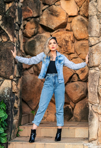 Imagem 3 de 9 de Jaqueta Jeans Moleton Com Manga E Capuz Blusa Feminina Top
